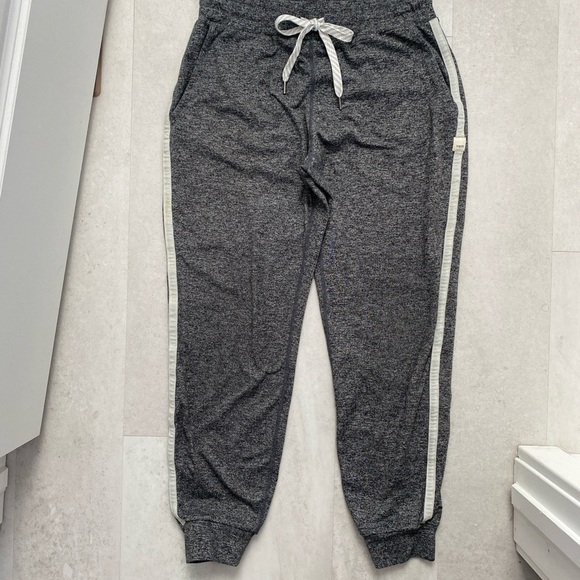 VUORI The Rise The Shine Jogger Charcoal Gray Stripe XS - Picture 4 of 12